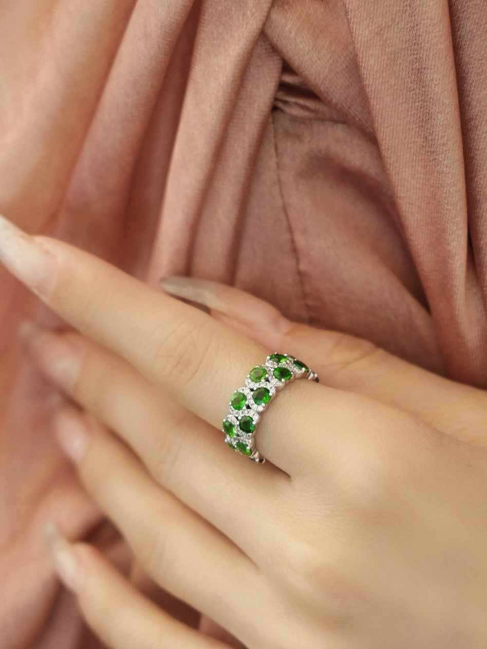 Starlit Splendor : S925 Natural Diopside Dream Ring