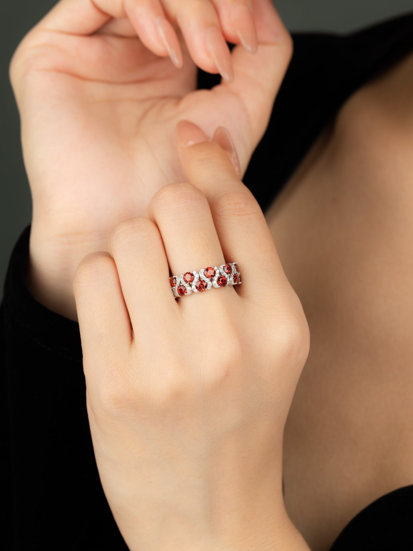 Starlit Splendor: S925 Natural Garnet Ring
