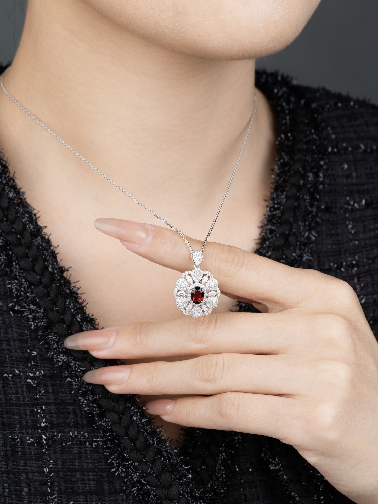 Floyd: S925 Natural Garnet Radiance Necklace