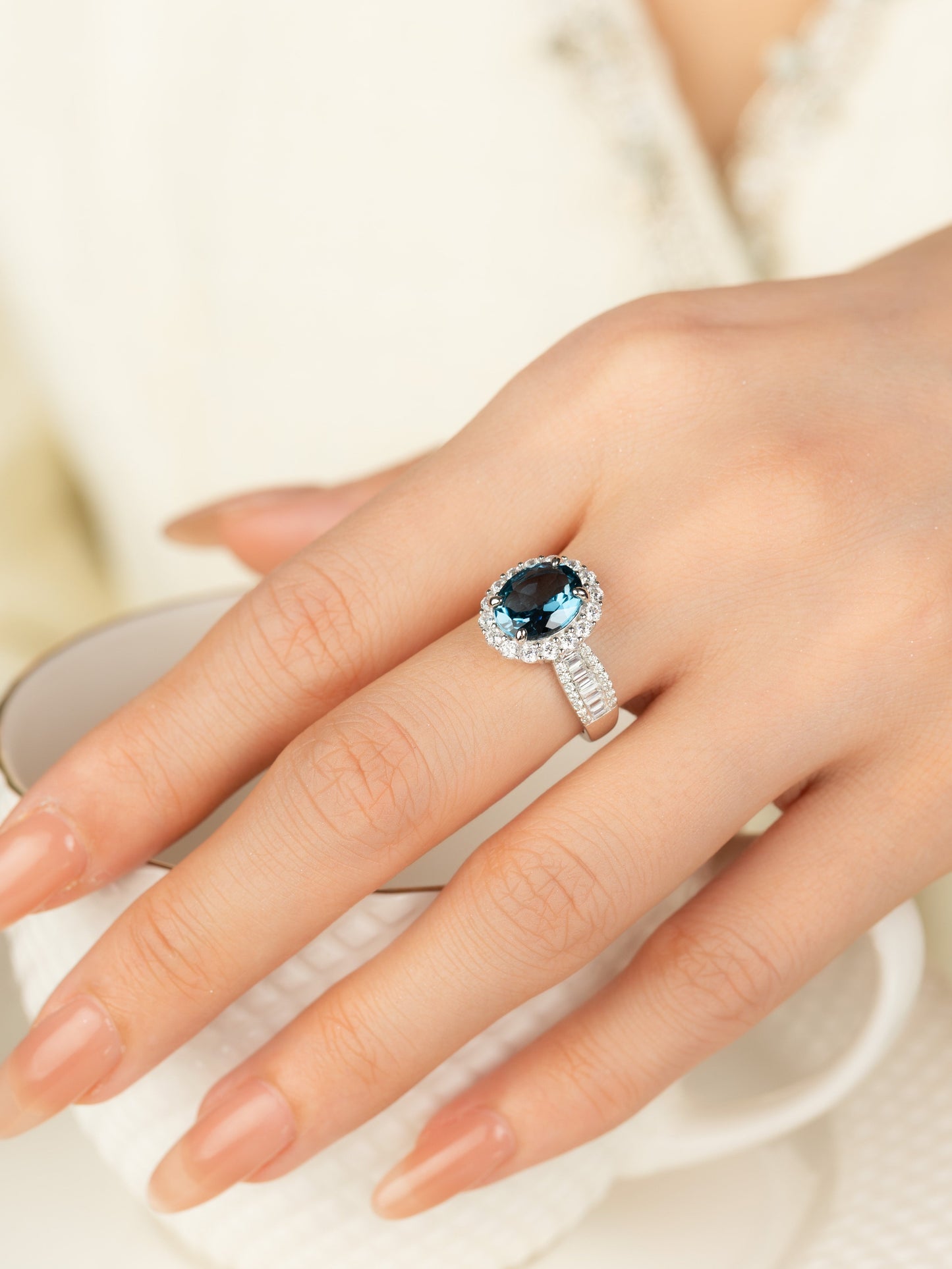 Sapphire Dream: S925 Natural London Blue Topaz Ring