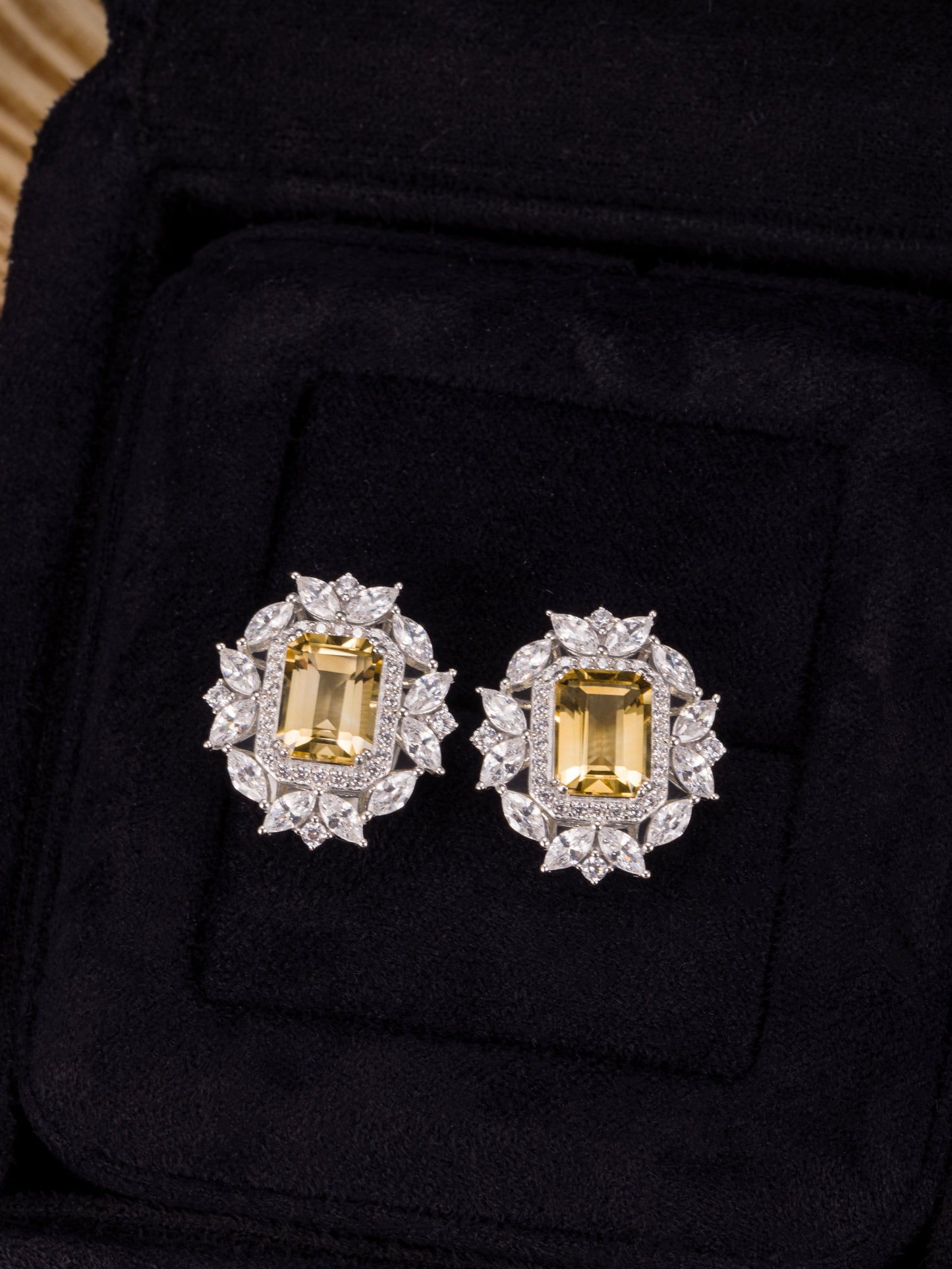 Glistening stars: S925 Golden Citrine Radiance Earrings