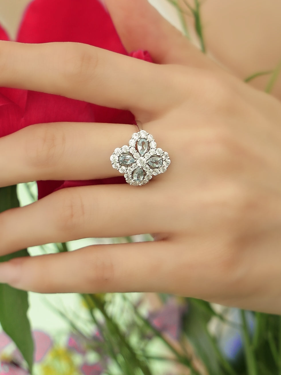 Serenade of Fortune: S925 Natural Sky Blue Topaz Ring