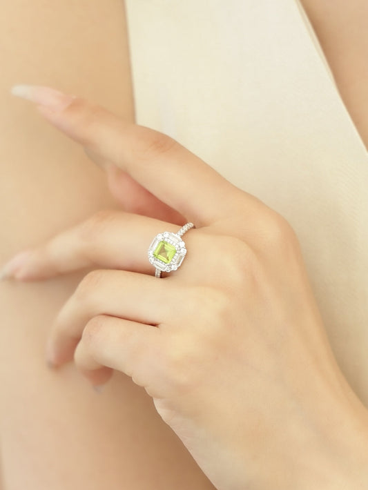 Mint Summer: S925 Natural Peridot Ring
