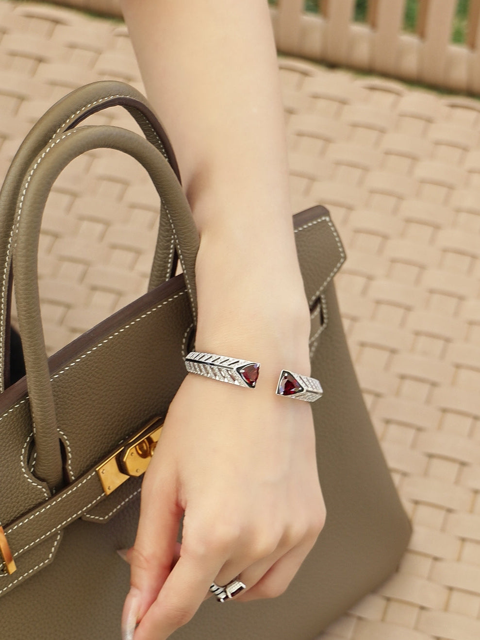 Rose of No Man's Land: S925 Natural Garnet Bracelet