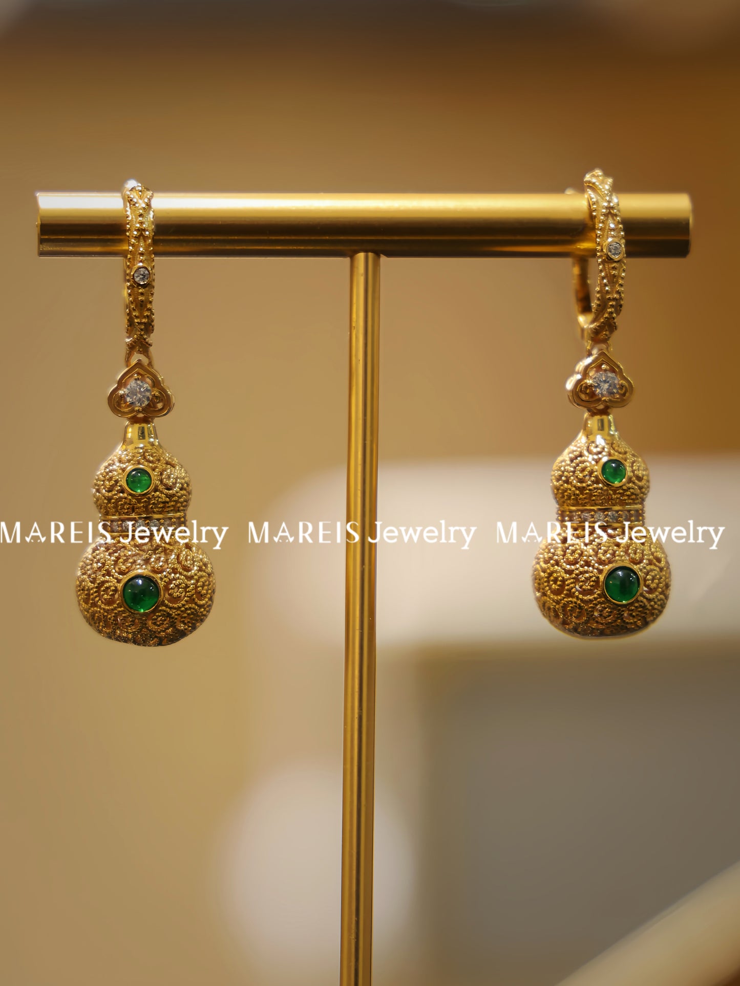 18K Gold Plated Filigree Inlaid Emerald Hulu Earrings