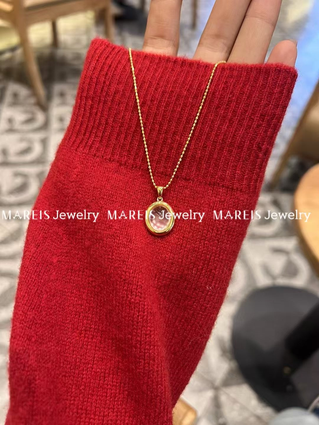 18K Gold Plated Oval Jade-albite Necklace