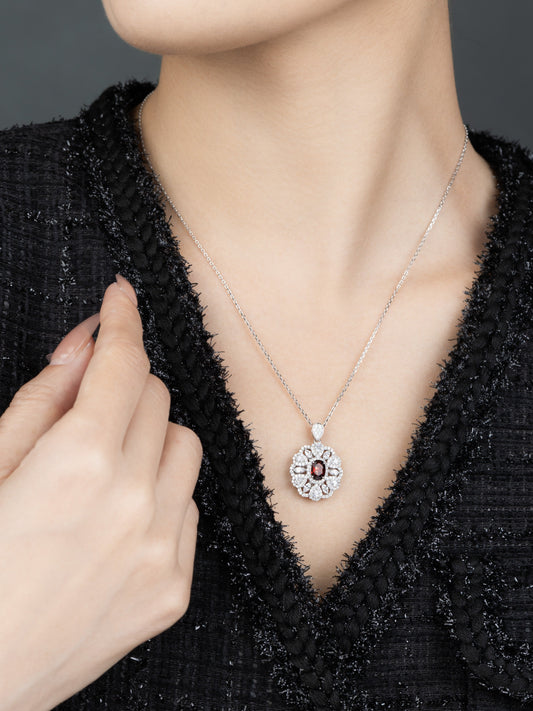 Floyd: S925 Natural Garnet Radiance Necklace